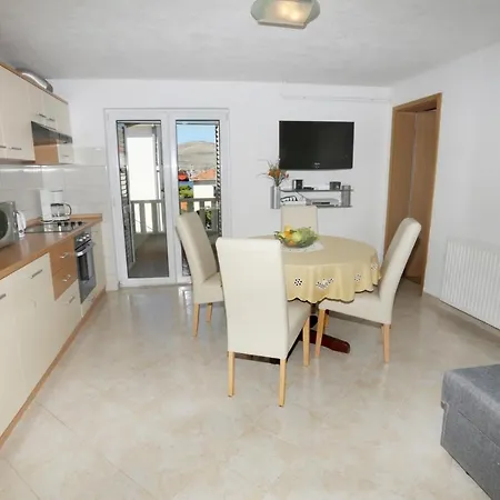 Apartment Bareta Trogir