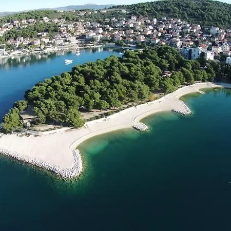 Bareta * Trogir